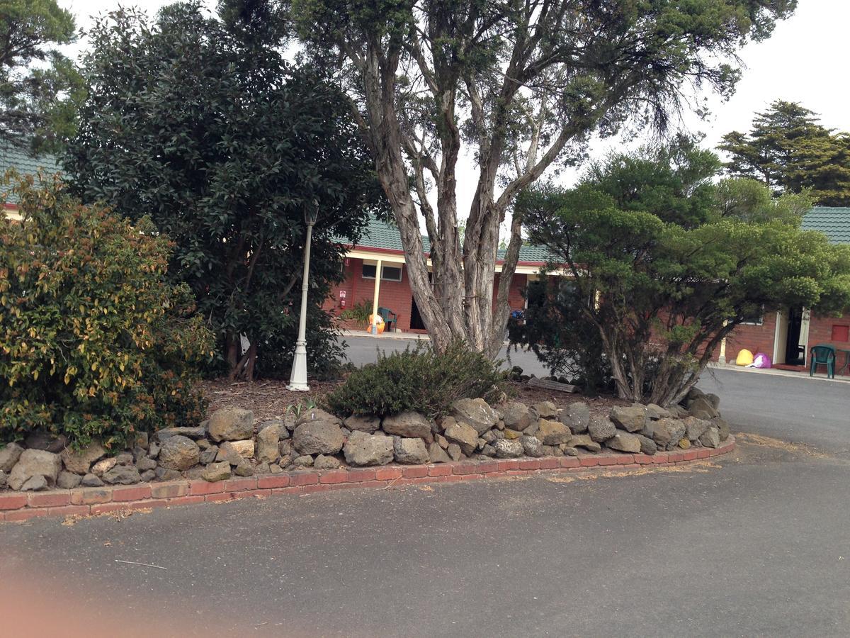 Cardigan Lodge Motel Ballarat Extérieur photo