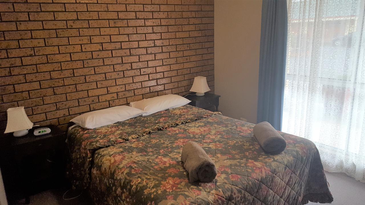 Cardigan Lodge Motel Ballarat Extérieur photo